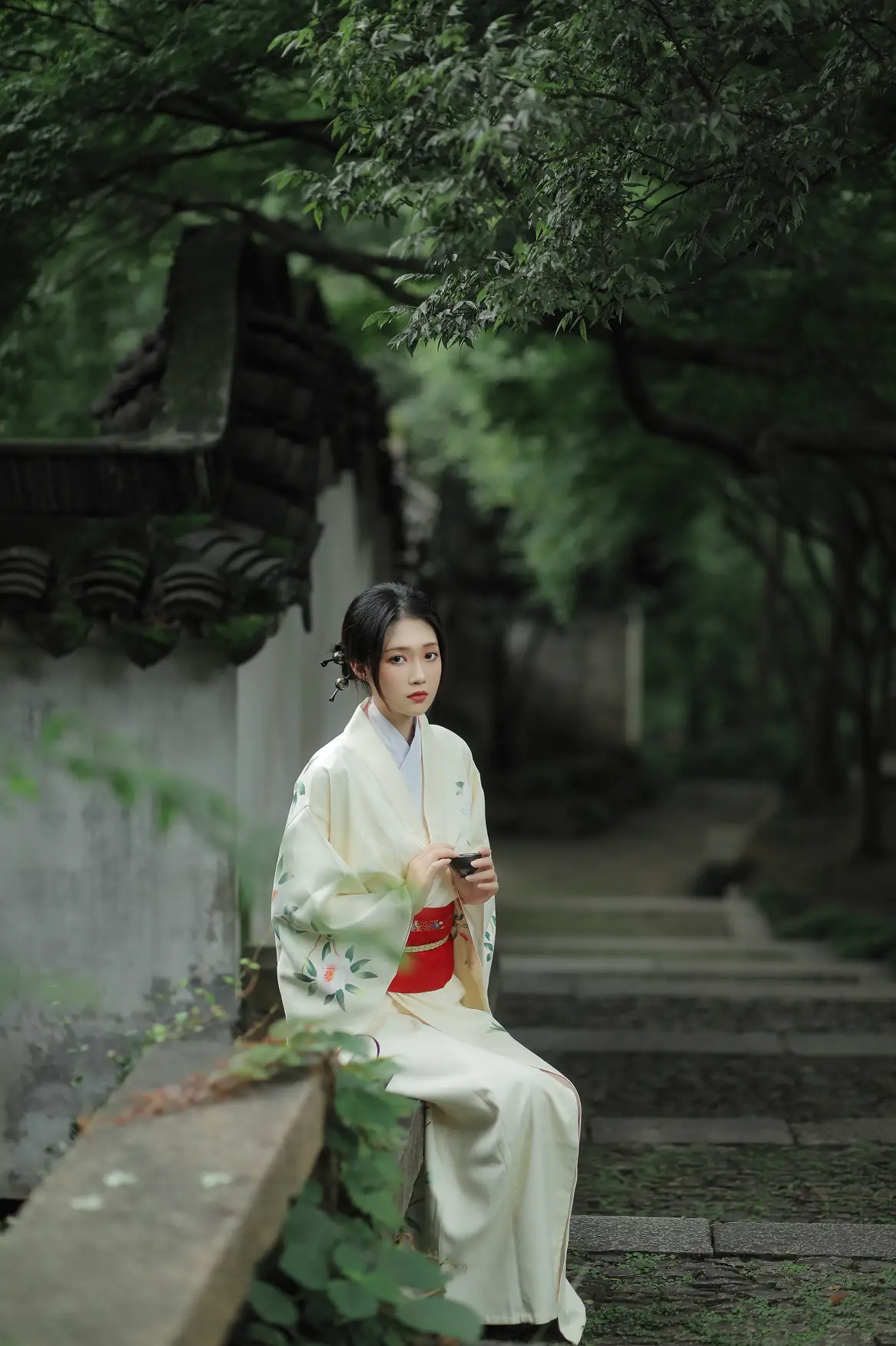 [YITUYU] 2022.01.08 Vol.611 – April Peach Forest Liuliu#[35P]-10